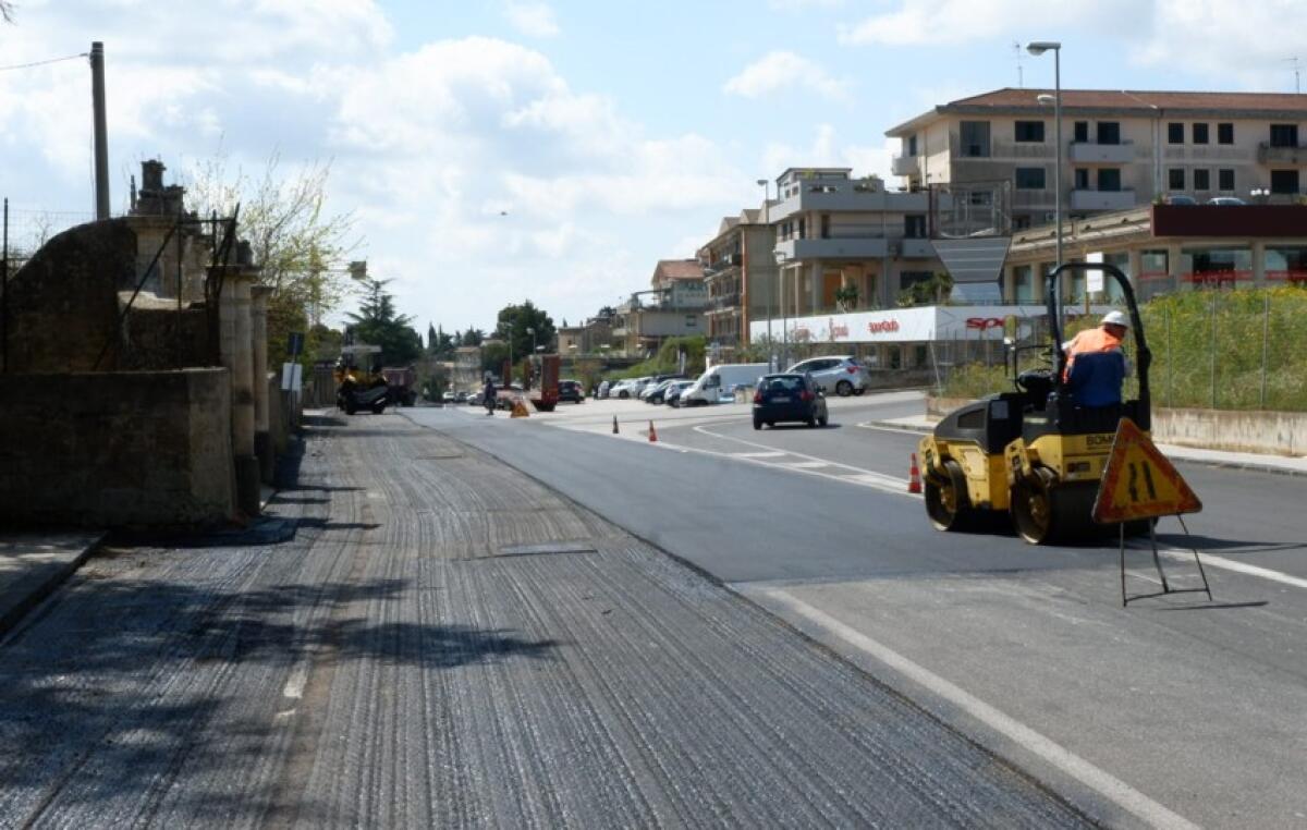 Caltagirone, manutenzione delle strade. Ioppolo: "E’ finita la stagione dei rattoppi parziali" - 