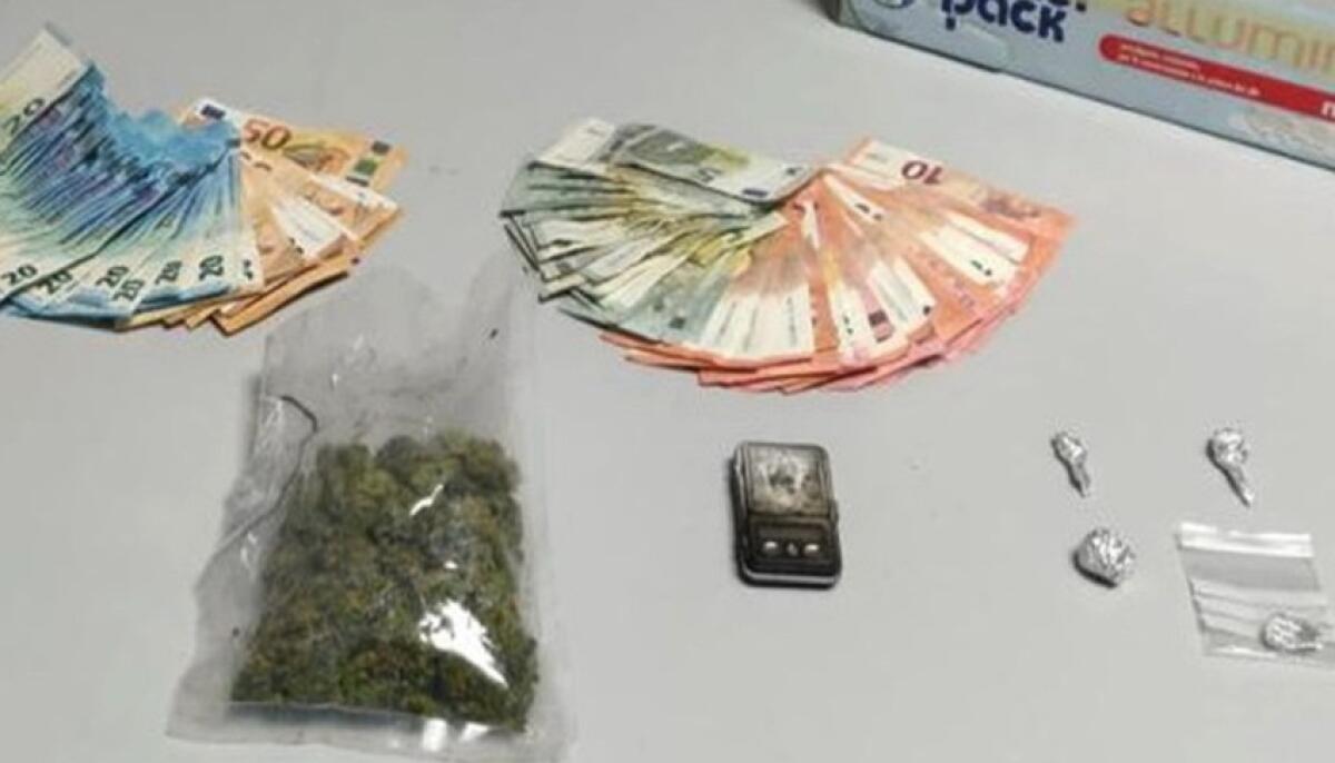 Ramacca: spaccio e detenzione di droga in casa, i Carabinieri arrestano una coppia - 