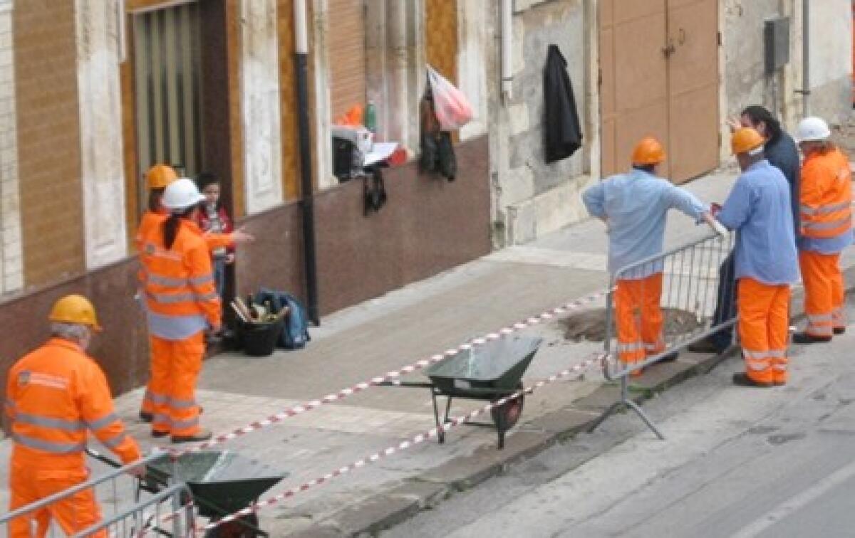 Cantieri di lavoro regionali: ritardi nei pagamenti di 4 mesi - 
