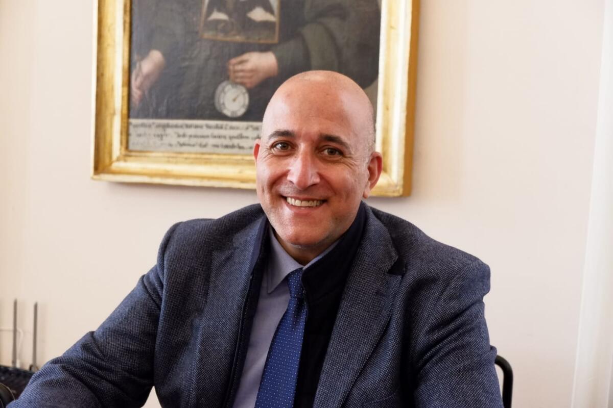 Caltagirone: l'assessore Gozza rinuncia alla propria indennità di funzione - 