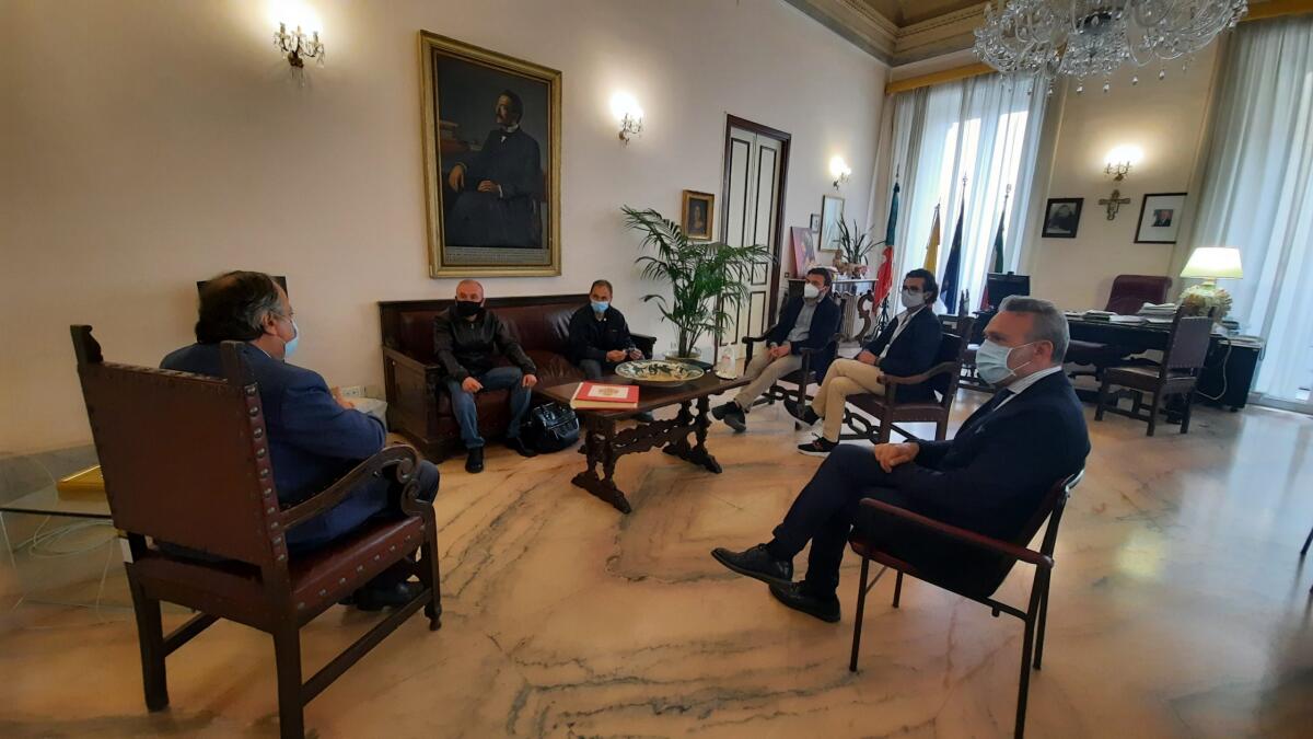 Caltagirone: chiesti più uomini e mezzi per i Vigili del Fuoco - 