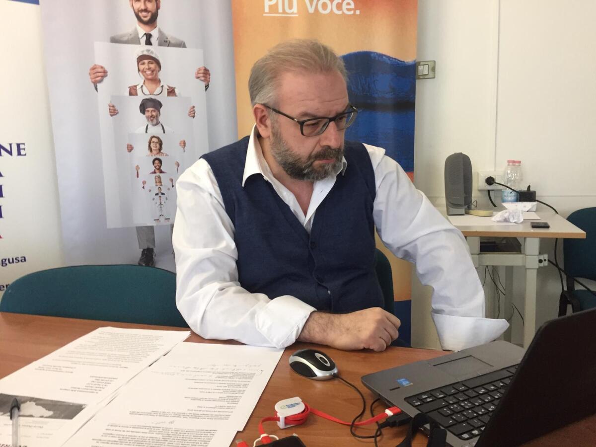 Riapertura di bar e ristoranti: da giovedì sciopero della fame del presidente di Confcommercio Sicilia - 