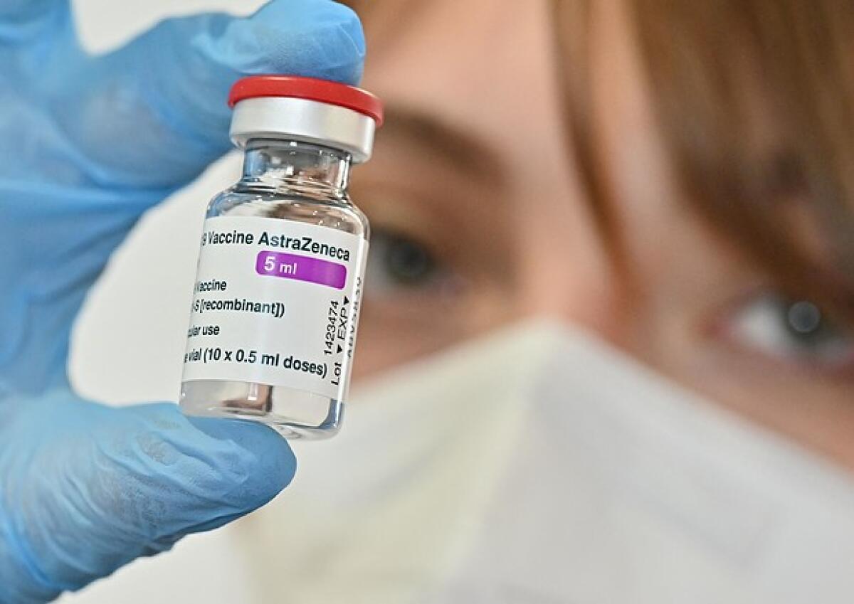 Vaccini Covid senza prenotazione per i soggetti che rientrano in alcune patologie e per gli over 50 - 