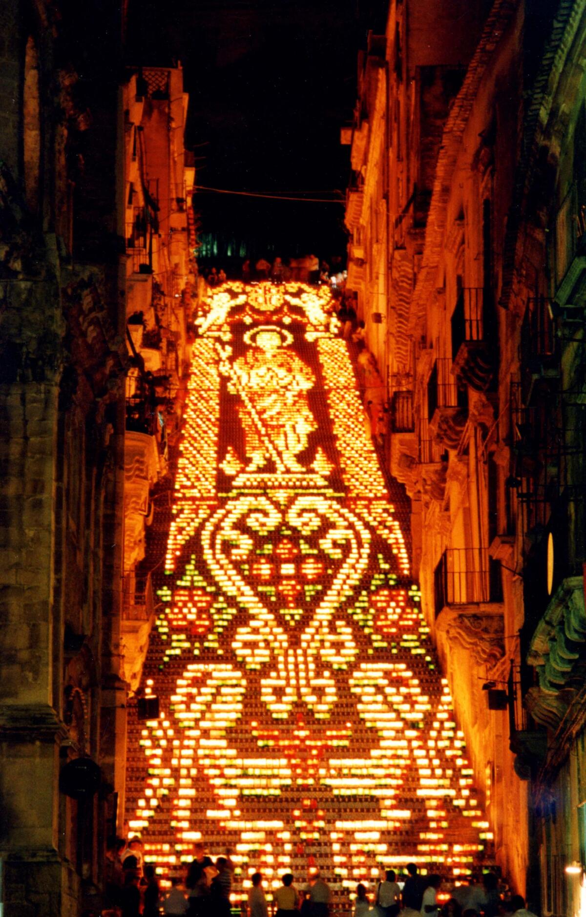 Caltagirone: archivio dei disegni della Scala illuminata, il Comune pubblica un bando - 