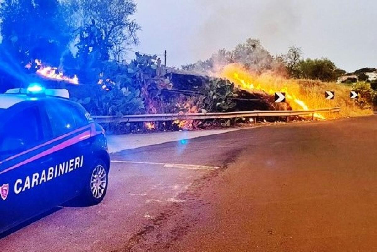 Militello: i Carabinieri bloccano e denunciano un 54enne per incendio doloso - 