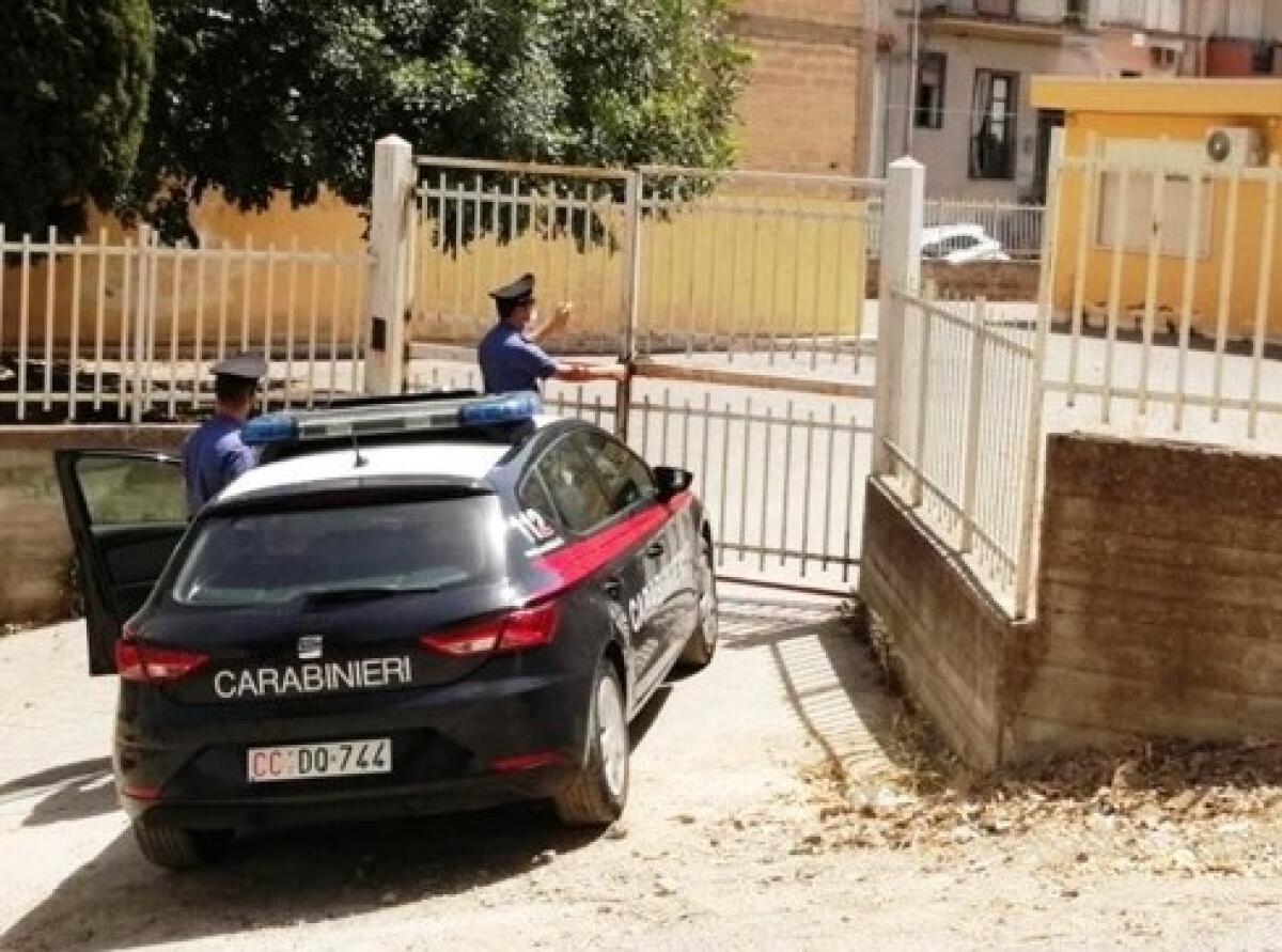 Palagonia: arrestati due fratelli rubano un climatizzatore dall'Istituto“Giovanni Blandini” - 