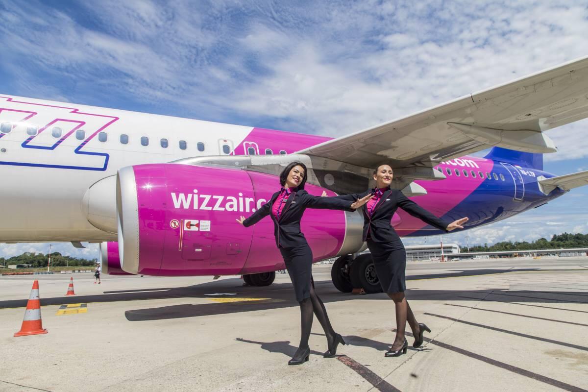 Wizz Air assume 800 assistenti di volo. Reclutamento anche a Catania e Palermo - 