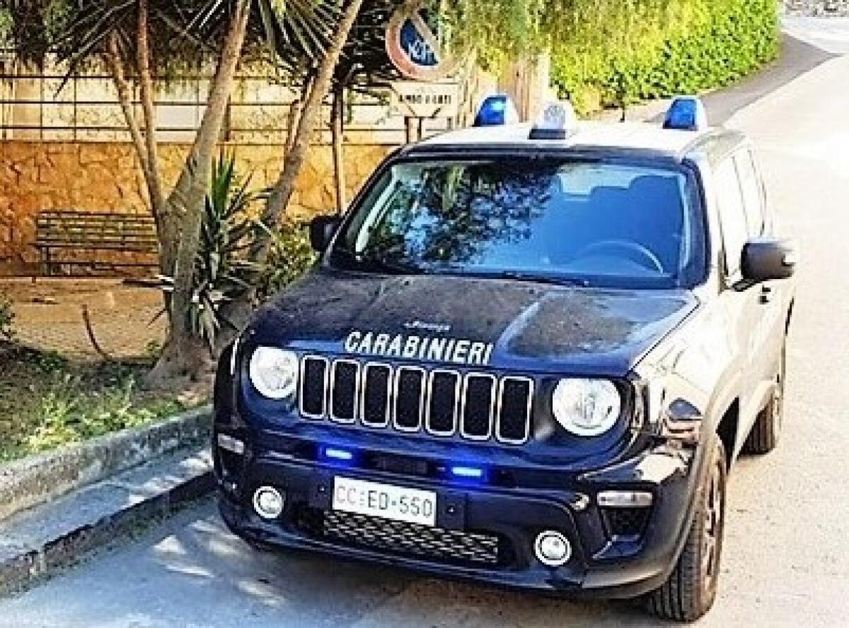 San Michele di Ganzaria: maltrattamenti in famiglia e lesioni personali. I Carabinieri arrestano un uomo di 77 anni - 