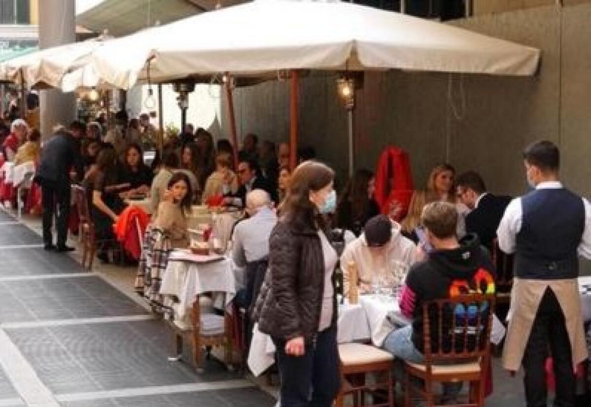 Alleggerite le restrizioni anti Covid nei Comuni in zona arancione. Soddisfazione di Fipe Sicilia e Confcommercio Sicilia - 