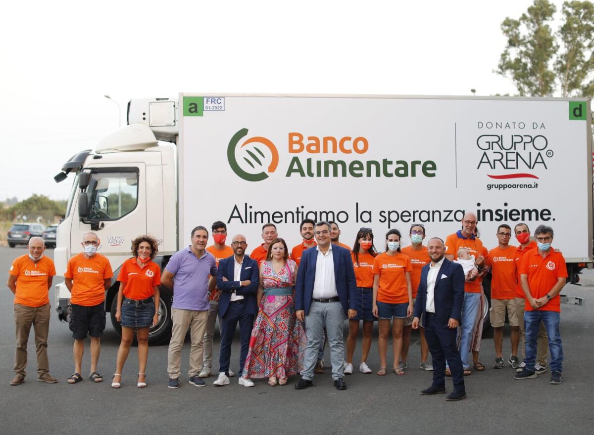Al Banco Alimentare della Sicilia un camion refrigerato donato dal Gruppo Arena - 