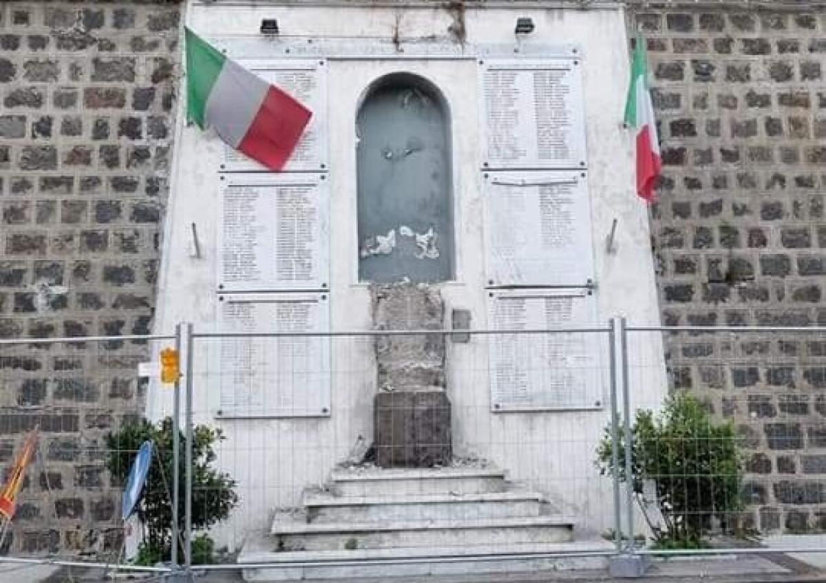 Vizzini: spostato il Monumento dei caduti - 