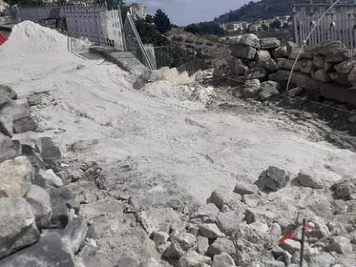 Licodia Eubea, lavori in via Santa Lucia: l'opposizione consiliare sul "piede" di guerra - 