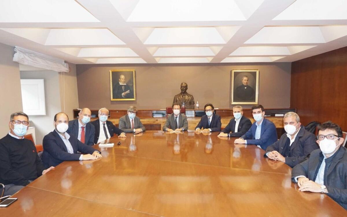 Percorsi formativi e attivazione di nuovi tirocini curriculari. Sinergia tra Università, Ordine e Fondazione degli ingegneri di Catania - 