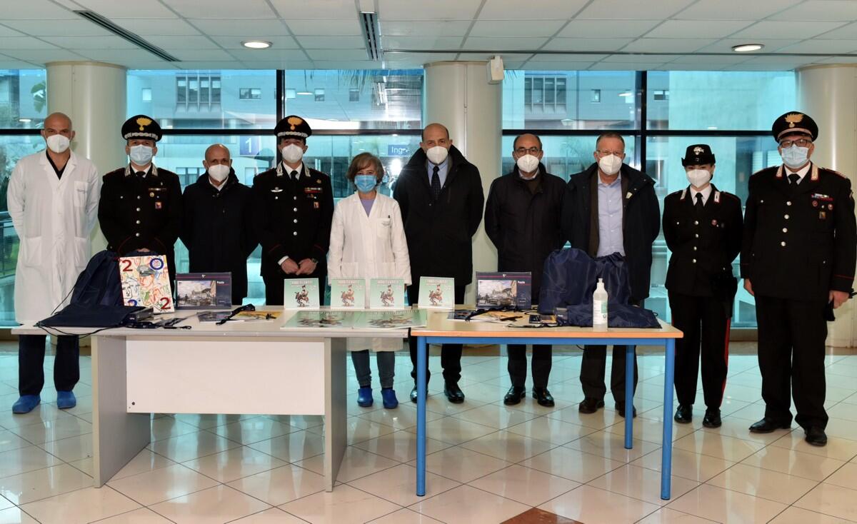 I Carabinieri al reparto di “Oncoematologia pediatrica” dell'ospedale "San Marco" per i piccoli pazienti - 