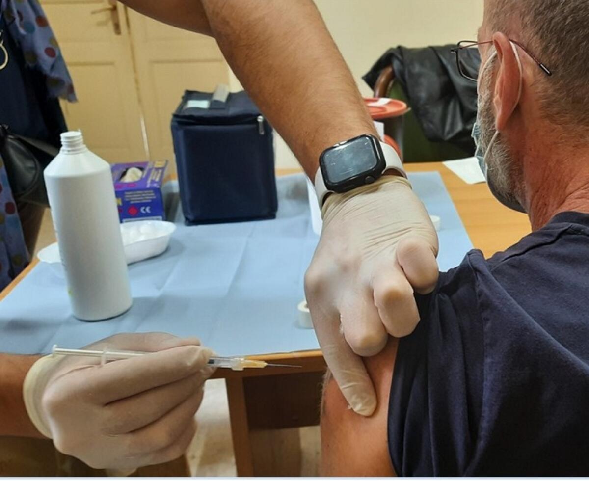 Covid: gli Hub vaccinali aperti anche nei giorni festivi, quello di Caltagirone dalle 8 alle 14 - 
