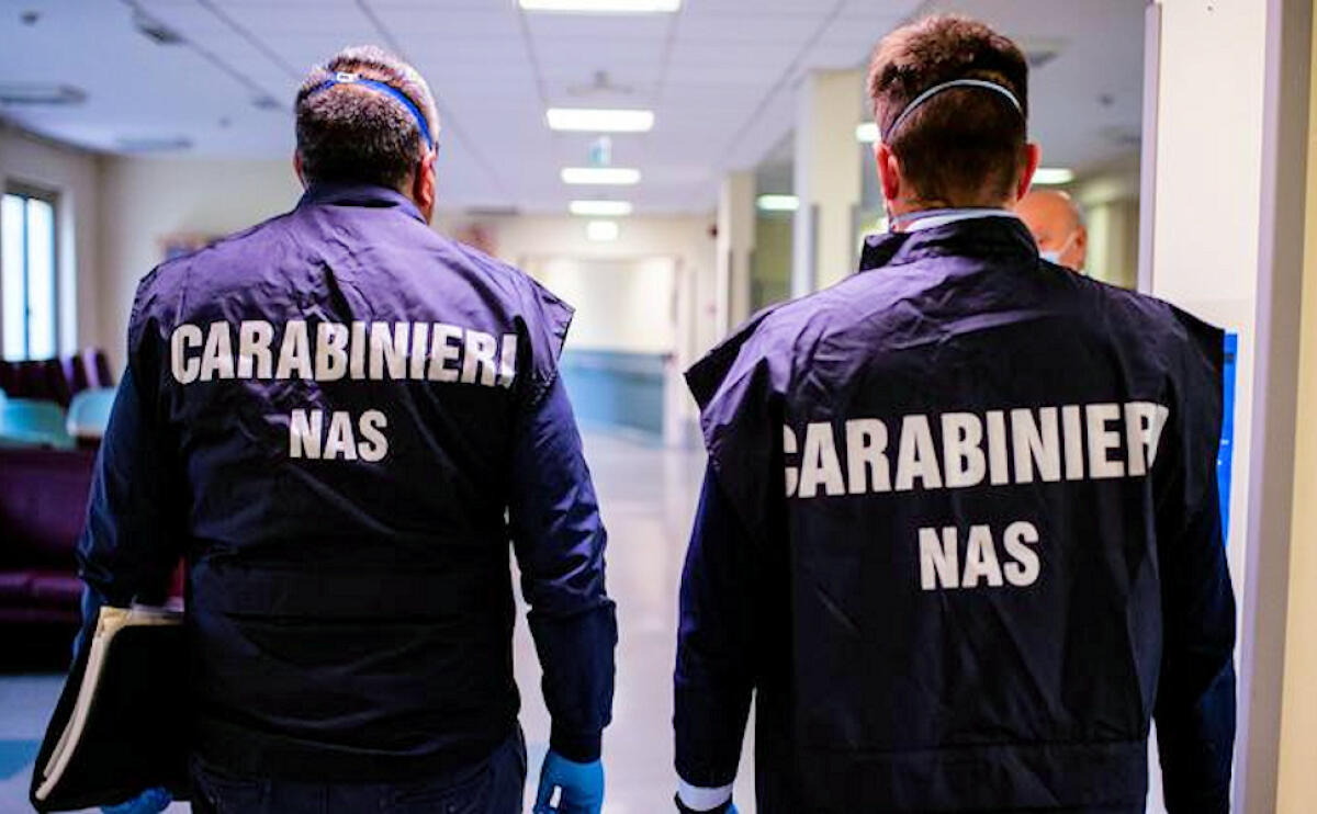 Denunciati e deferiti dai Carabinieri NAS medici e sanitari non vaccinati irregolarmente al lavoro anche in Sicilia - 