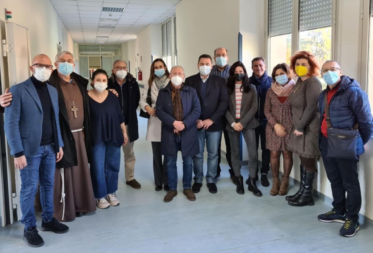 Caltagirone: Liturgia Eucaristica del Vescovo con gli ospiti e operatori della REMS - 