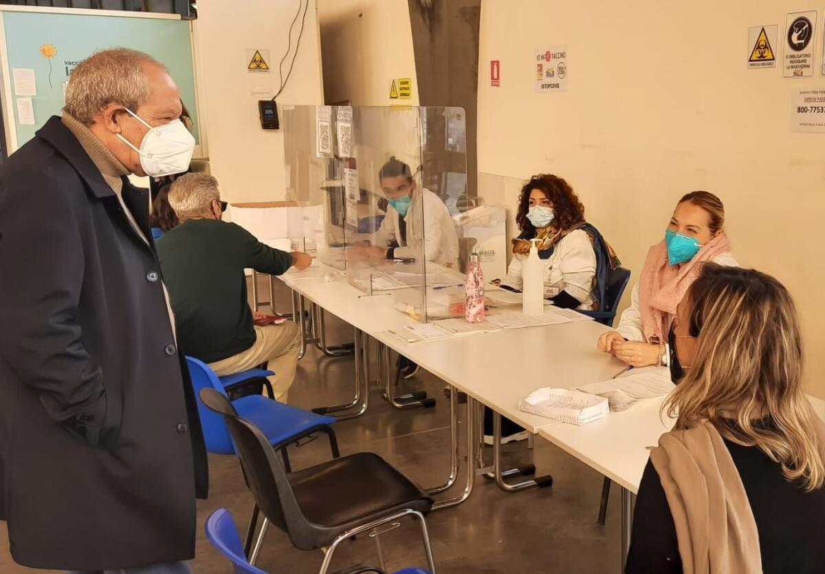 Vaccini Covid: in provincia di Catania raddoppiate le prime e triplicate le terze dosi nell'ultimo fine settimana - 