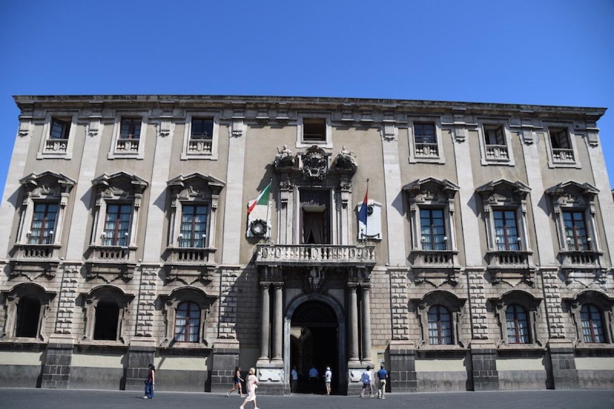 Assunzioni al Comune di Catania: 130 le nuove unità di personale tecnico-amministrativo e assistenti sociali - 