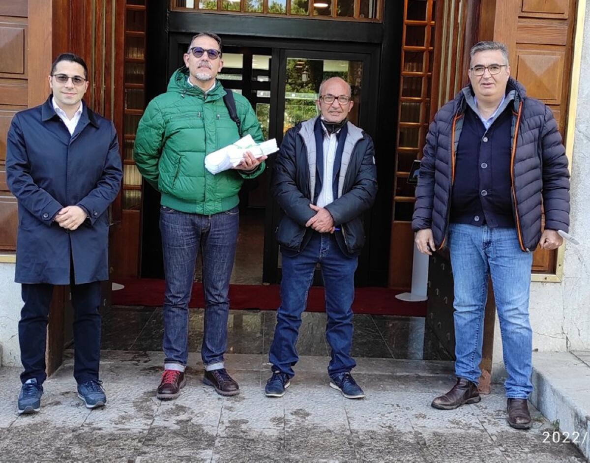 Terre alte di Sicilia, consegnate a Musumeci 102 delibere di giunta comunale. Tra esse anche Mineo, Licodia Eubea, Mirabella Imbaccari e Vizzini - 