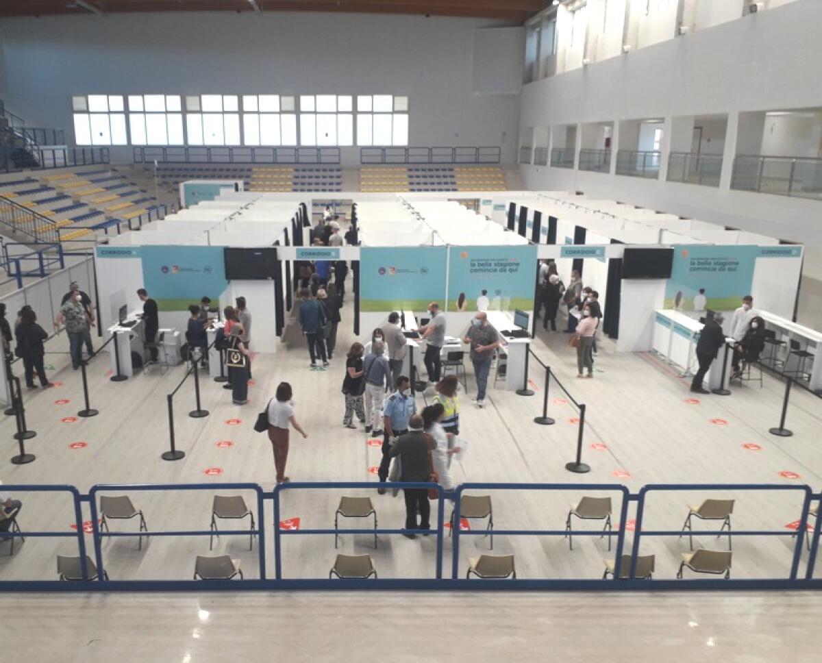 Covid: da martedì 19 aprile chiudono gli hub e riorganizzate le attività sanitarie - 