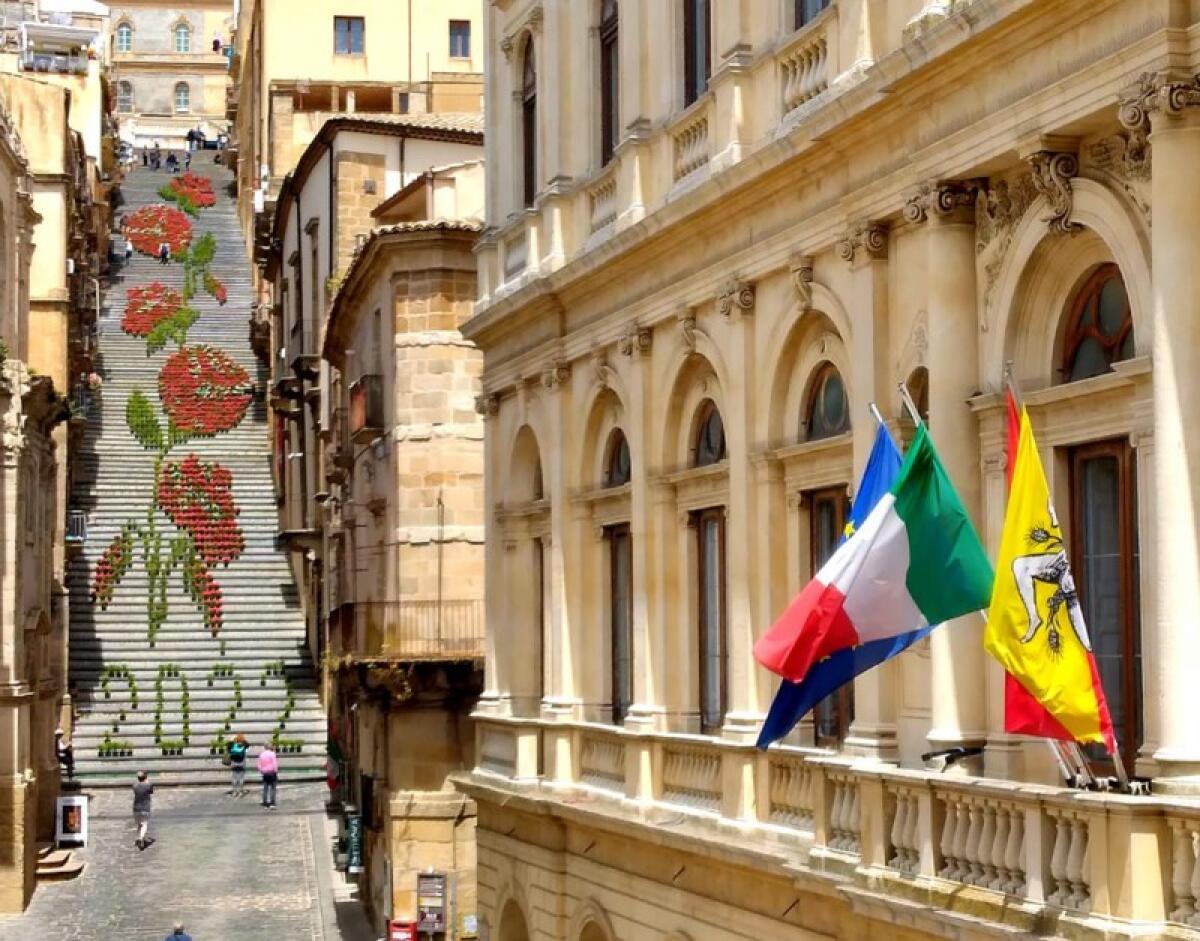 Caltagirone: sino a domenica 12 giugno la 33esima edizione della"Scala infiorata" - 