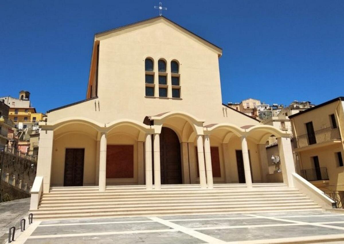 Caltagirone: la "Notte dei Santuari” alla Maria Santissima del Ponte e al Signore del Soccorso - 