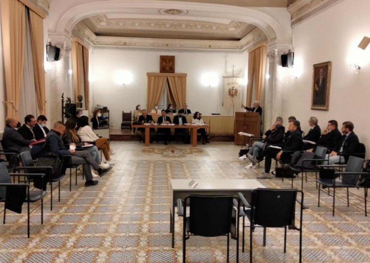 Caltagirone: stasera il Consiglio comunale alle ore 20. Quattro gli argomenti all'ordine del giorno - 