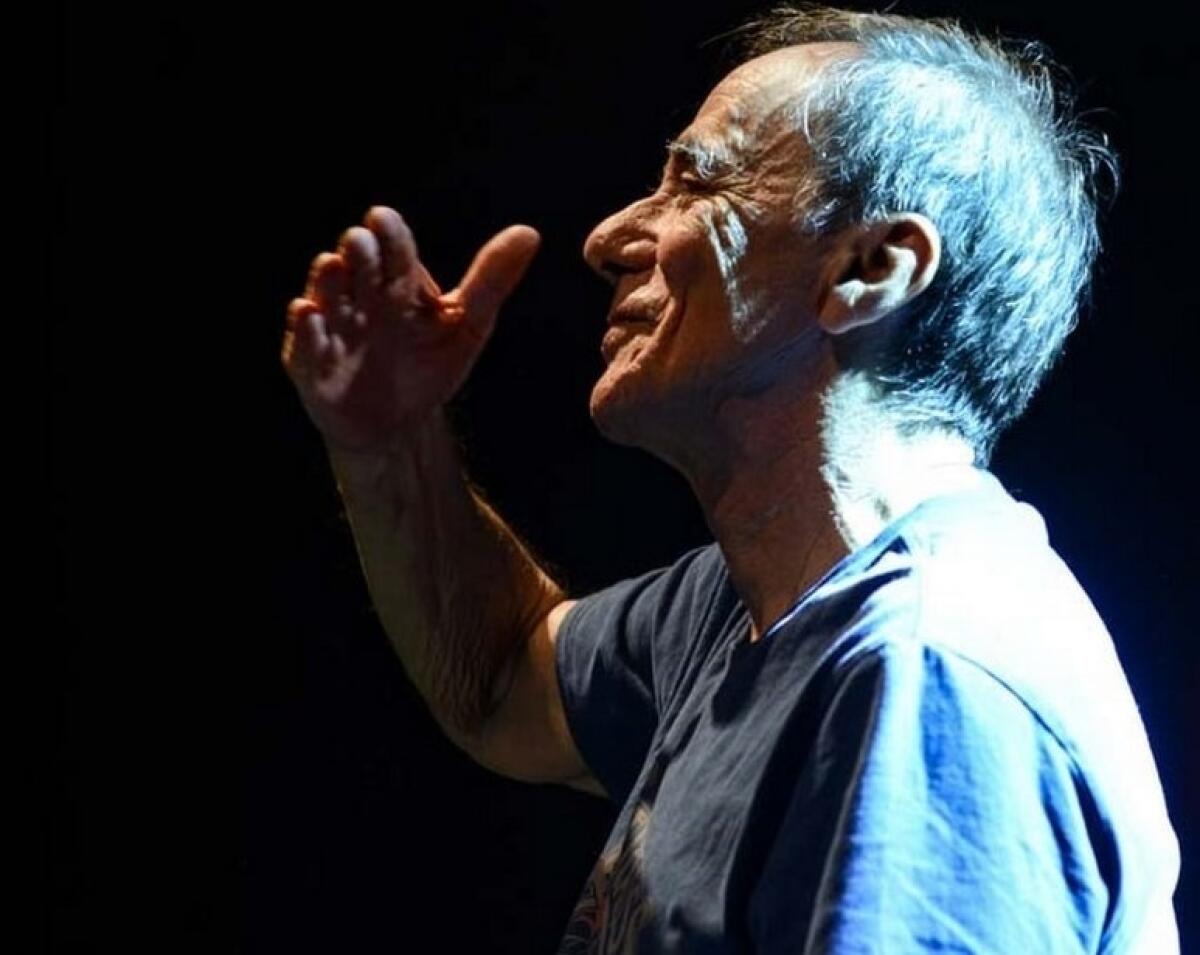 L'Infinito Tour di Roberto Vecchioni il 9 agosto a Zafferana Etnea e il 10 agosto a Enna - 
