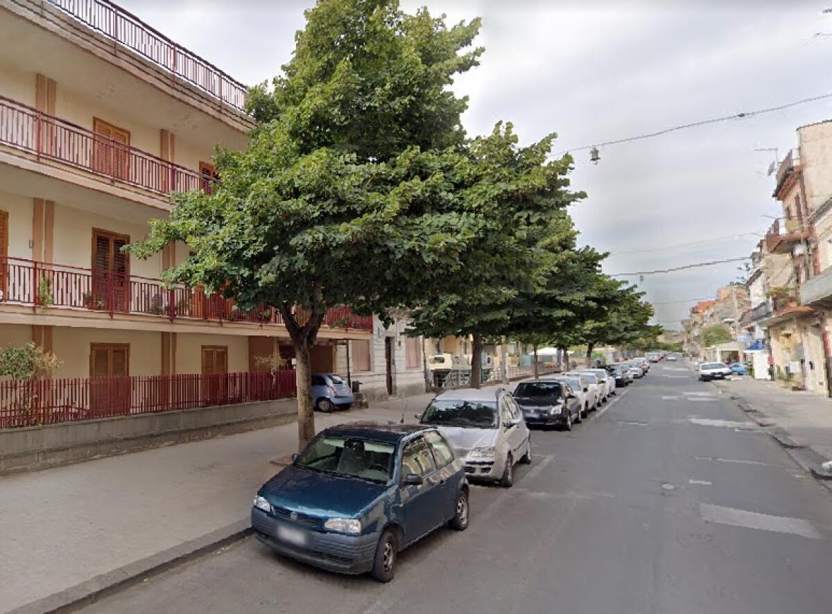 Vizzini: da 10 mesi ancora lavori in corso al Viale Regina Margherita - 