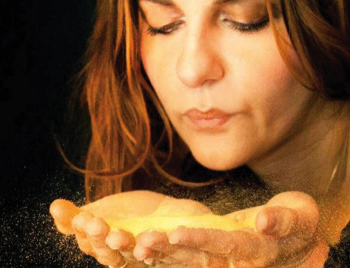 Caltagirone: venerdì 12 agosto Sand art di Stefania Bruno, il racconto dell’Apparizione della Madonna del Ponte - 