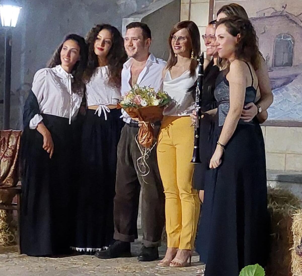 Vizzini: al circolo "Giovanni Verga" la versione della "Lupa" verghiana - 