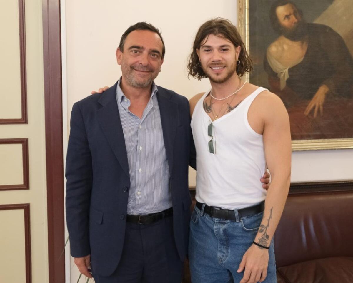 Caltagirone: a "Ballando con le stelle" il ballerino calatino Simone Arena - 