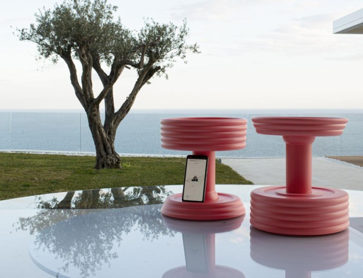 Caltagirone: all’architetto Andrea Branciforti il riconoscimento europeo per un'opera in ceramica realizzata interamente a mano - 