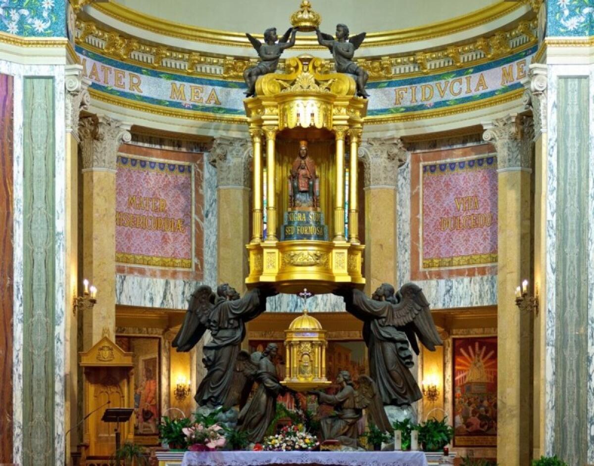 Caltagirone: l'Effige miracolosa della Madonna di Tindari per il 75° Anniversario della fondazione della Parrocchia di S. Anna - 