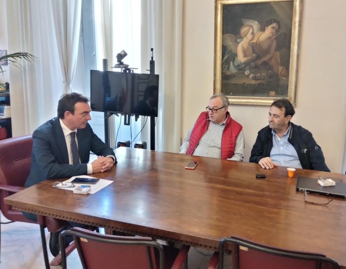 Caltagirone: incontro in municipio con la Cgil. Annunciate varie iniziative - 