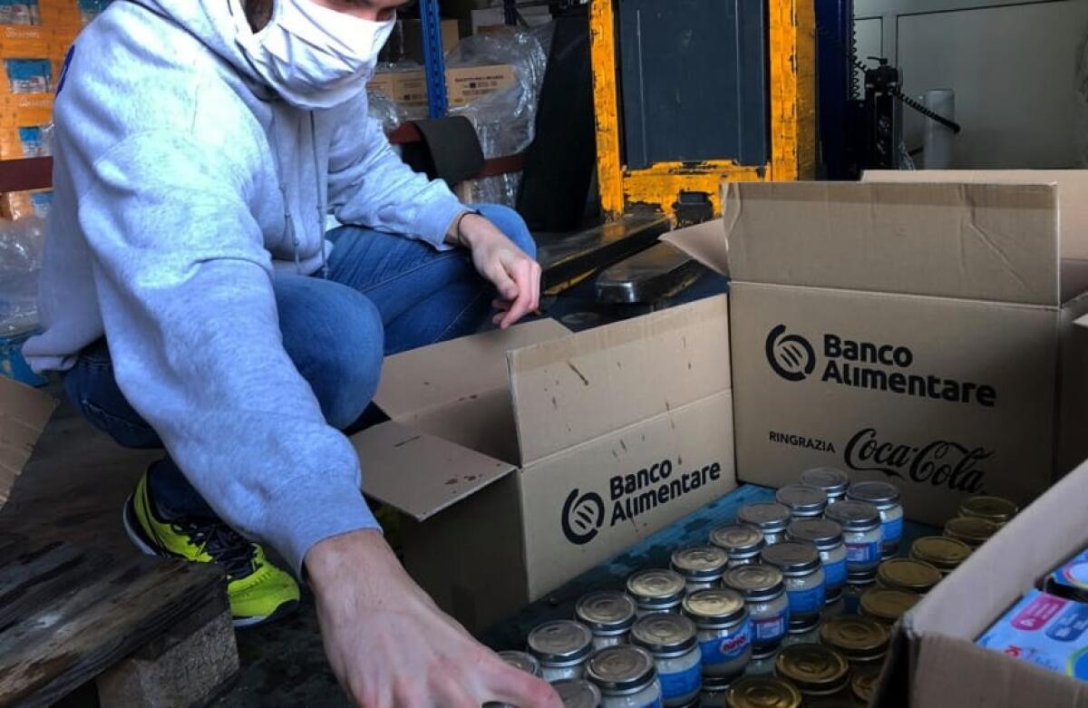 Sabato 26 novembre la Giornata della Colletta Alimentare. In Sicilia impegnati 11mila volontari in 1.068 punti vendita - 