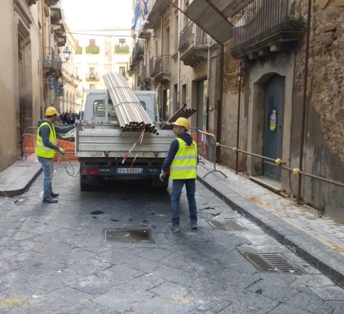 Caltagirone: lavori di messa in sicurezza nel Palazzo Gravina Spadaro per riaprire la via Luigi Sturzo - 
