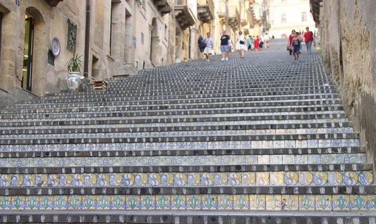Caltagirone: sei Comuni nella Strada regionale delle ceramiche artistiche siciliane - 