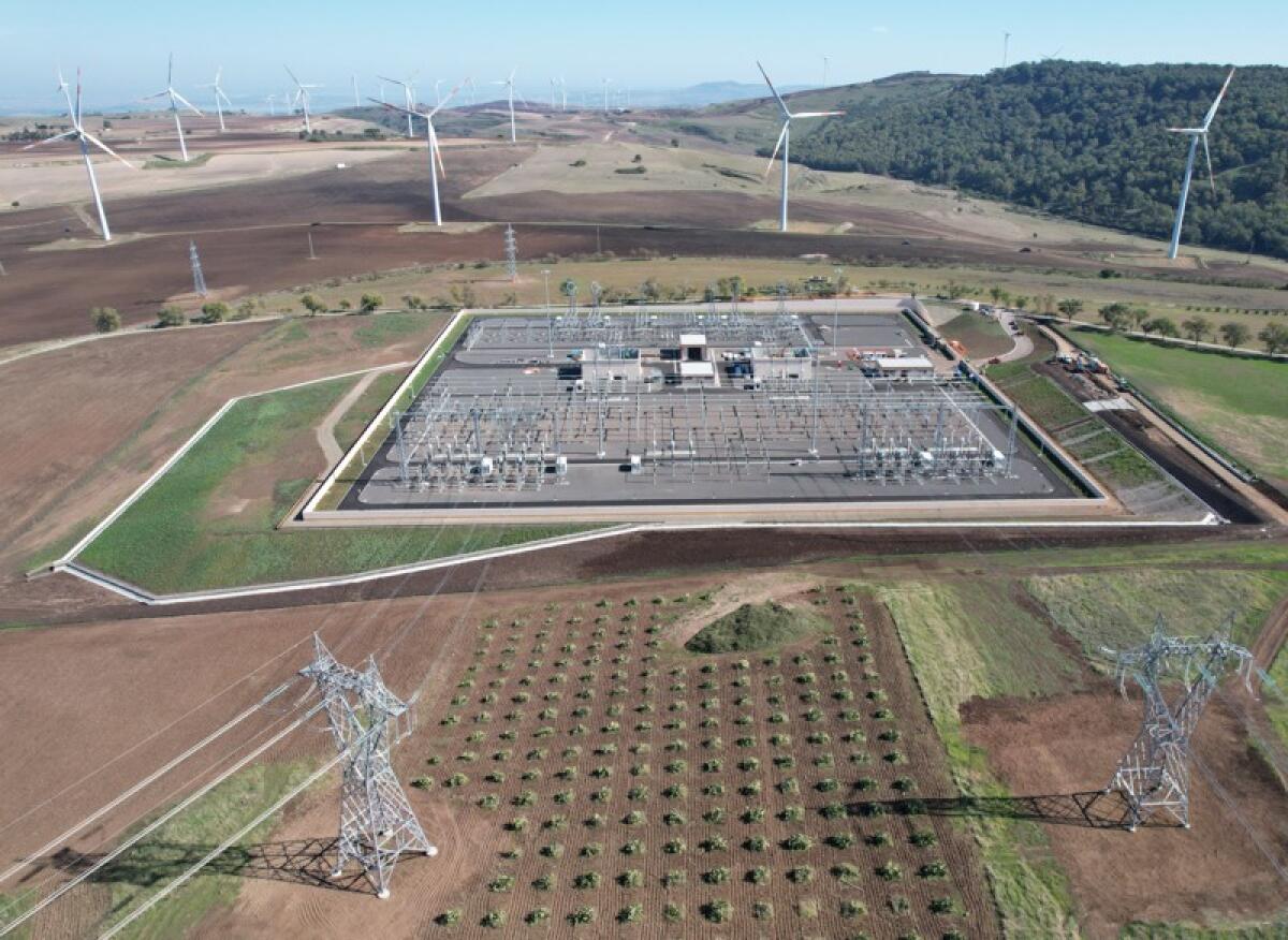 Vizzini: è in funzione la nuova Stazione Elettrica di Terna che sfrutta gli impianti di produzione di energia rinnovabile presenti - 