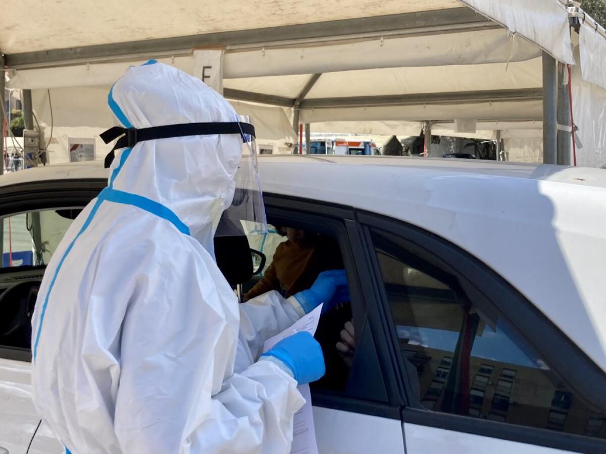 Attività dei Punti tampone Covid in provincia di Catania, da oggi chiusi alcuni drive-in - 