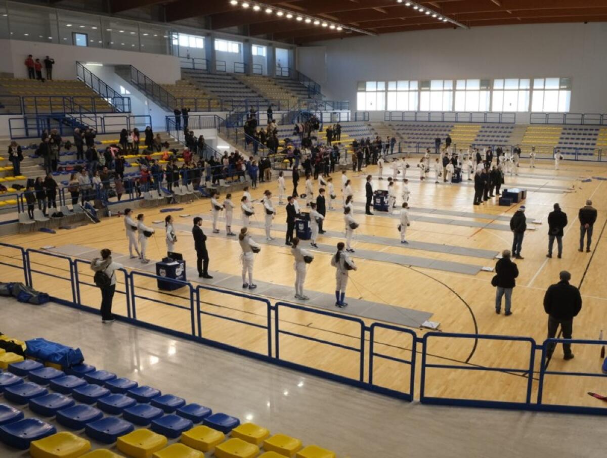 Caltagirone: iniziati i lavori al Palasport “Don Pino Puglisi” per l'efficientamento energetico e la fornitura di arredi sportivi - 