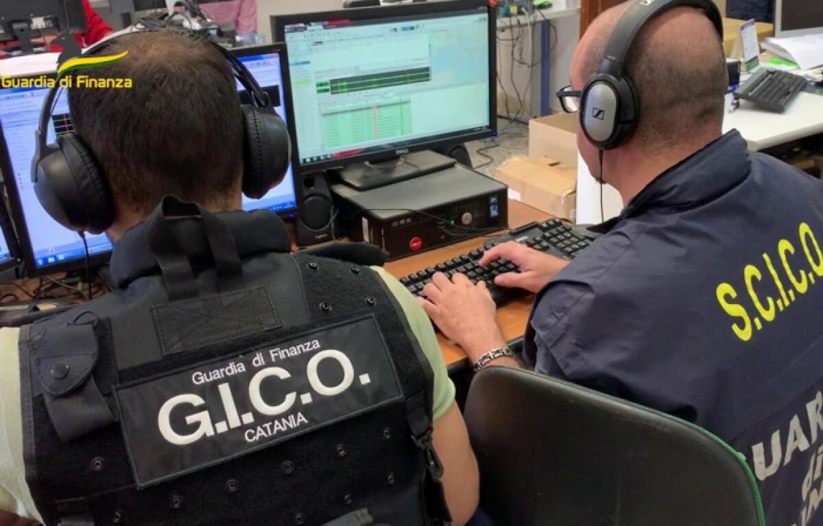 La Guardia di Finanza di Catania arresta 21 persone in diverse provincie della Sicilia - 
