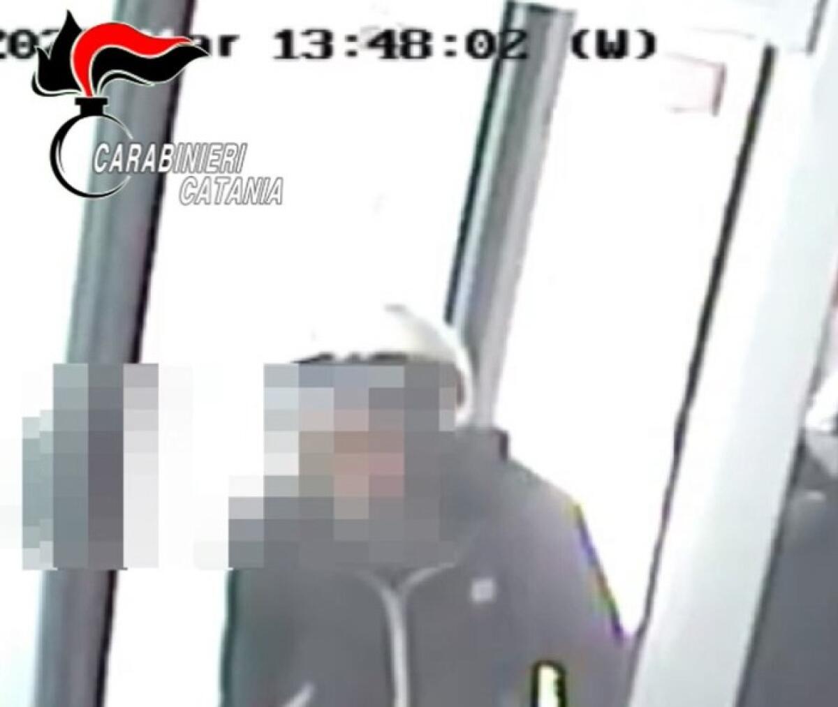 Scordia: i Carabinieri arrestano un pregiudicato catanese di 39 anni per rapina - 