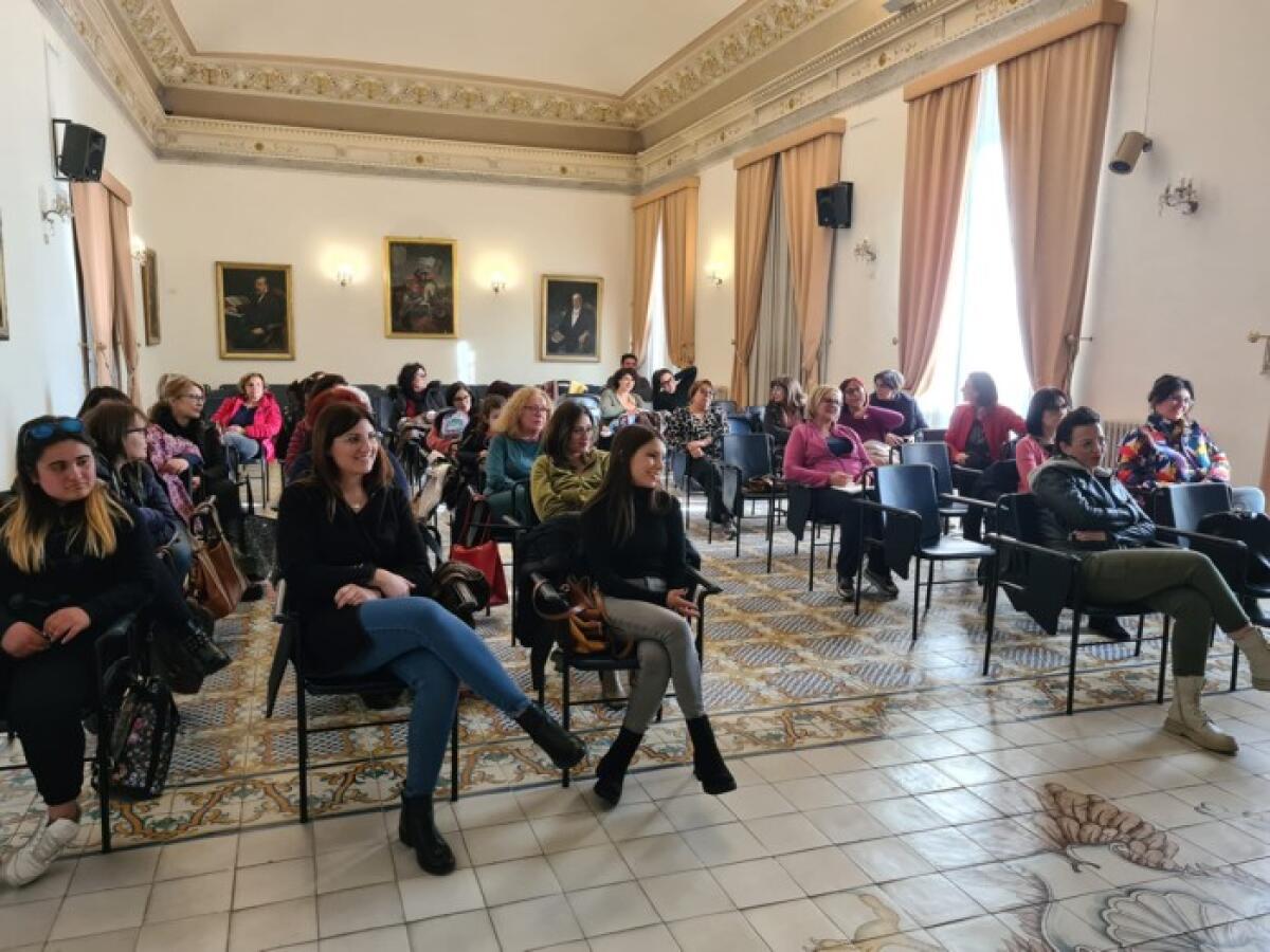 Caltagirone: “La Terra è Piazza”, il progetto per  i piccoli degli asili nido e i loro genitori - 