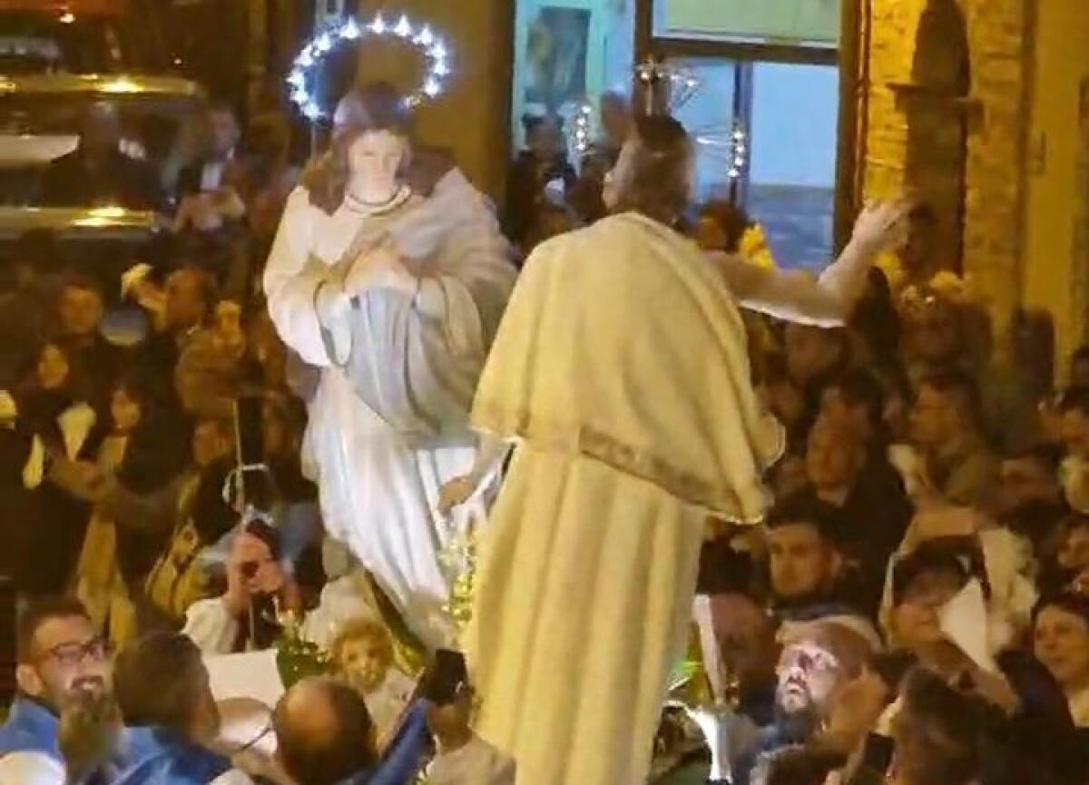 Castel di Iudica: la Settimana Santa alla parrocchia Maria delle Grazie - 