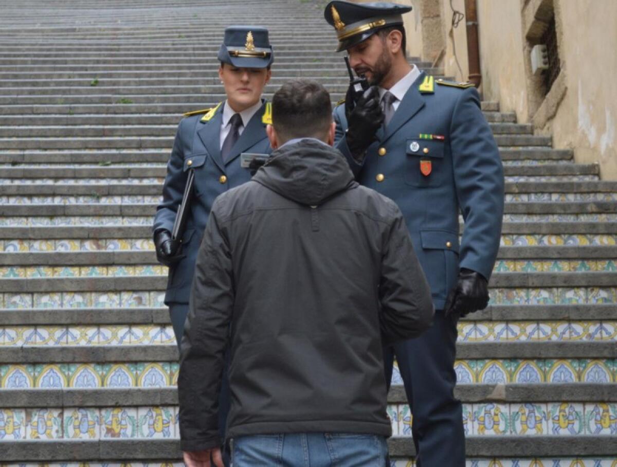 Caltagirone: la Guardia di Finanza sequestra beni immobili per oltre un milione di euro - 