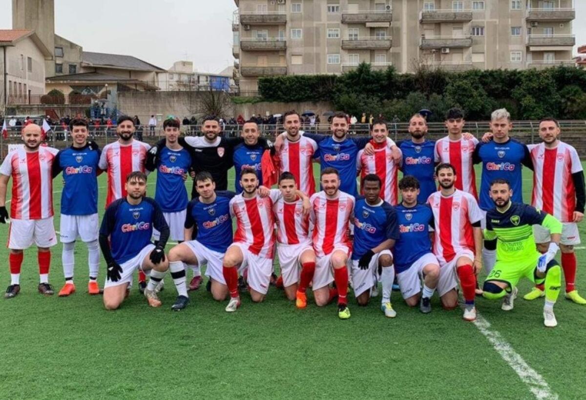 Calcio: domenica 7 maggio al "Pino Bongiorno" ore 16 finale play-off di Terza Categoria, Qal’at Caltagirone e Calcio Militello, - 