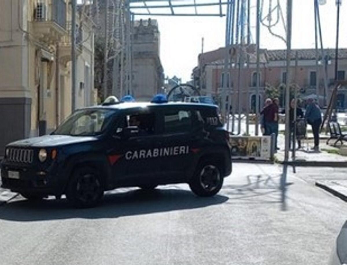 Grammichele: chiuso per rissa un bar e denunciate 6 persone per rissa aggravata e violenza o minaccia a pubblico ufficiale - 