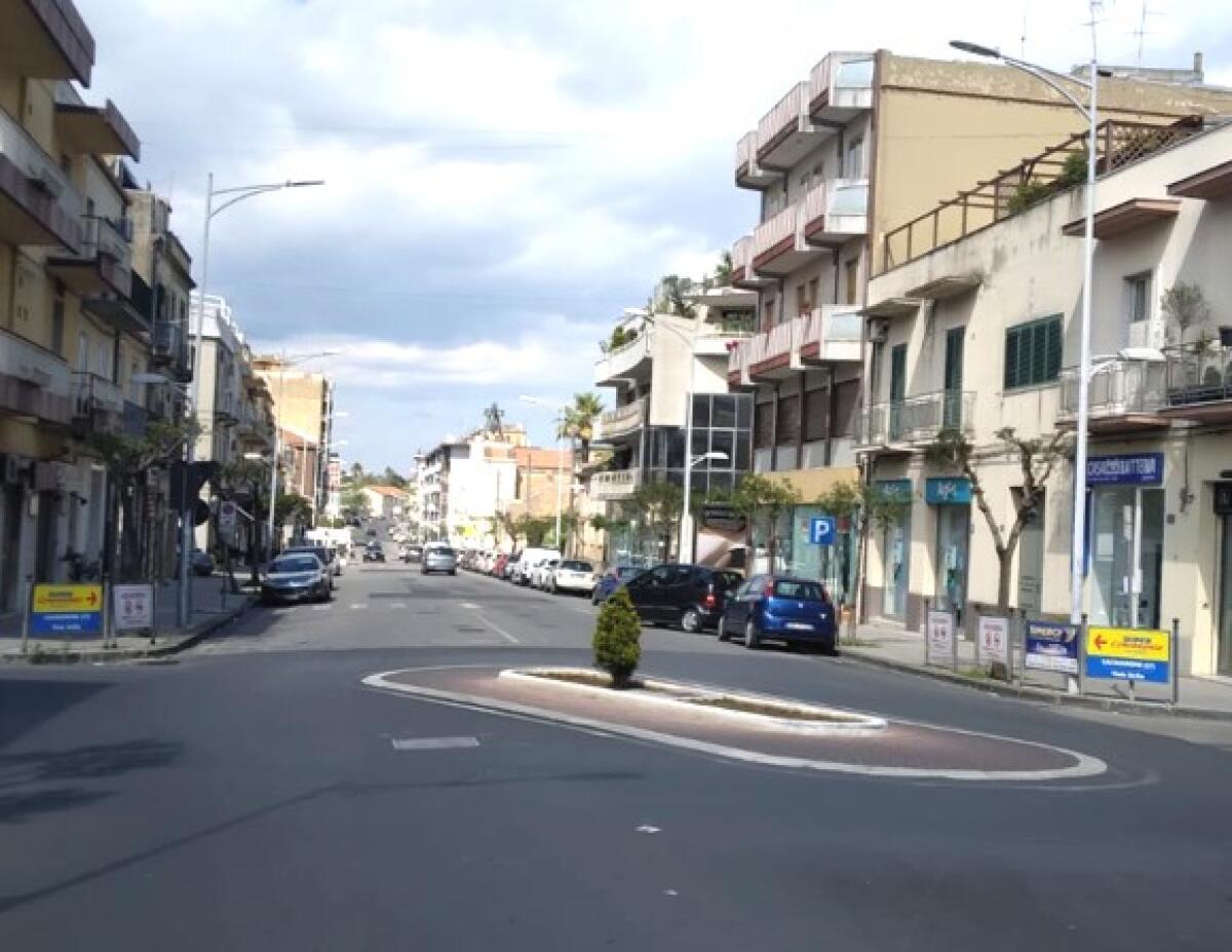 Caltagirone: lunedì 8 maggio lavori di ripavimentazione e di pulizia dei tombini nell'incrocio con la via Madonna della Via e quello con la via Giorgio Arcoleo - 
